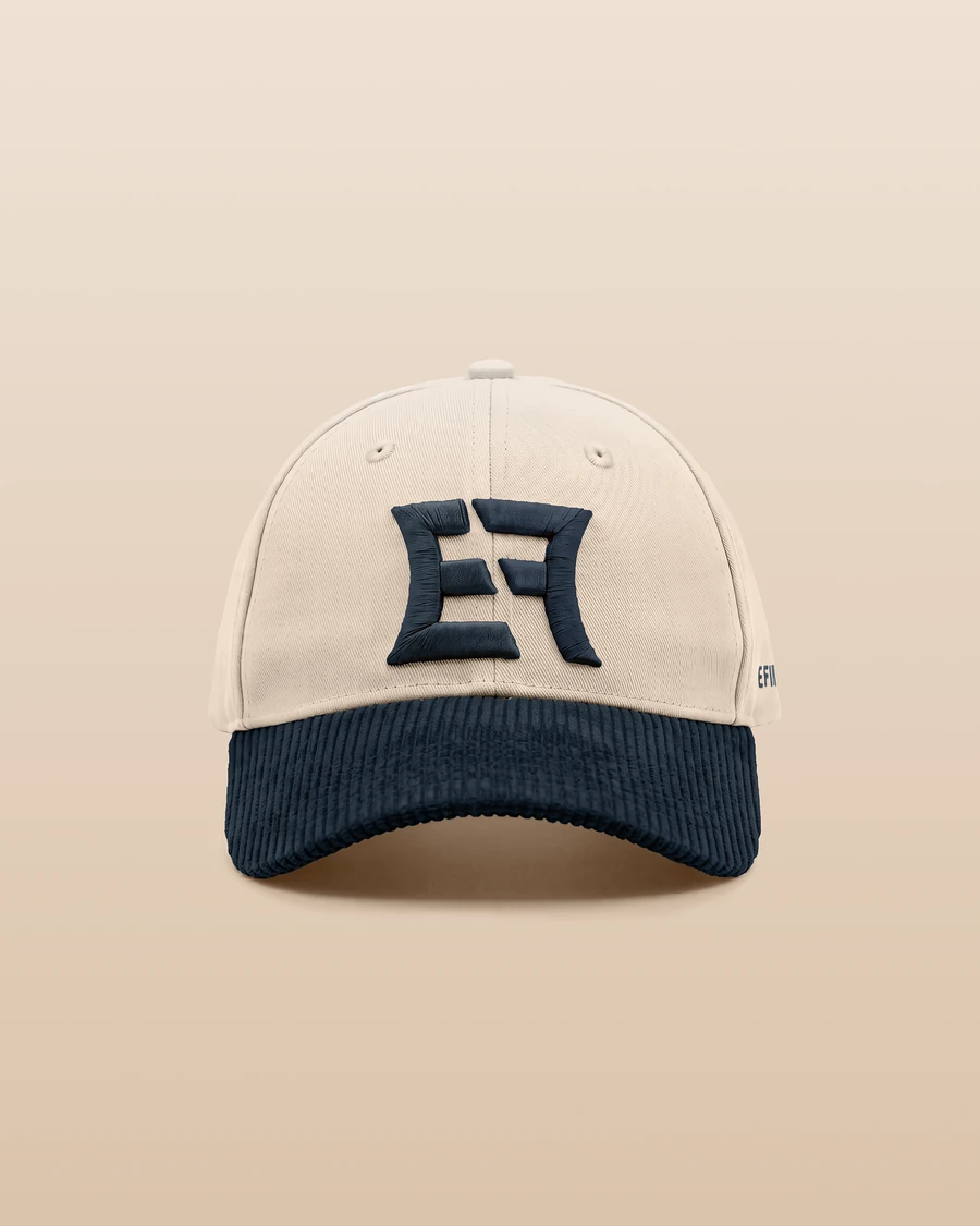 Signature 01 cap in dark navy, seen from the front